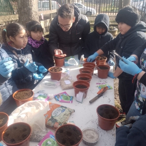 Visita Forjadores Ambientales Invernadero Pailahueque